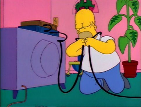 The Simpson, la tv - Fonte: Funnyordie