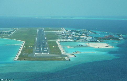 Aeroporto nelle Maldive - Fonte: DailyMail