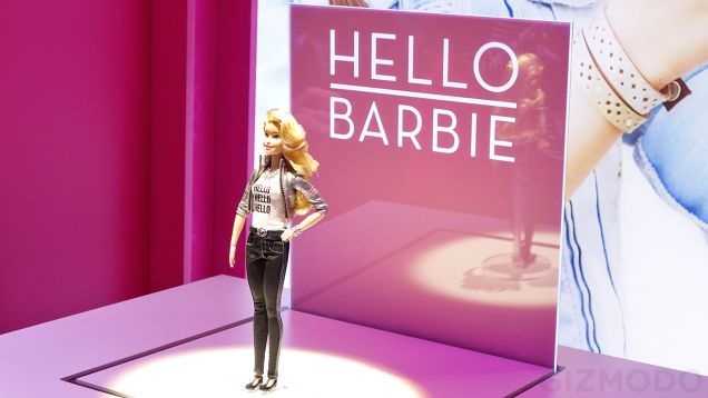 Arriva la prima Barbie che parla e si collega via internet