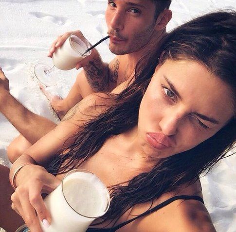 Belen Rodriguez e Stefano De Martino - Fonte: Facebook