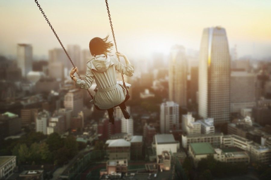 girl-on-swing