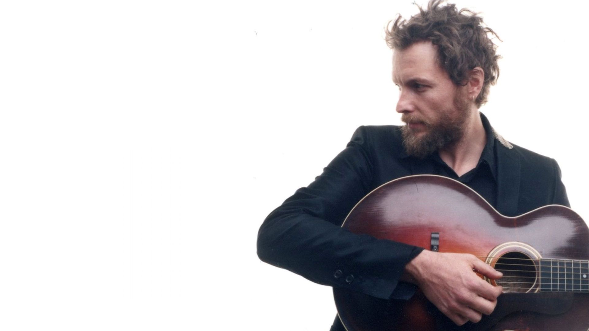 Jovanotti-Salvini-Fedez, scontro social sul razzismo