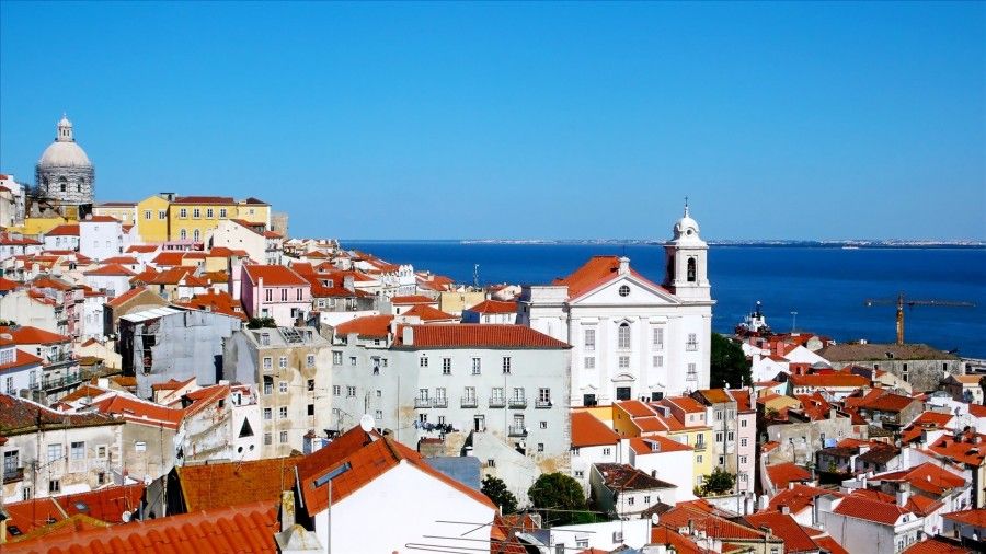 alfama-lisbon