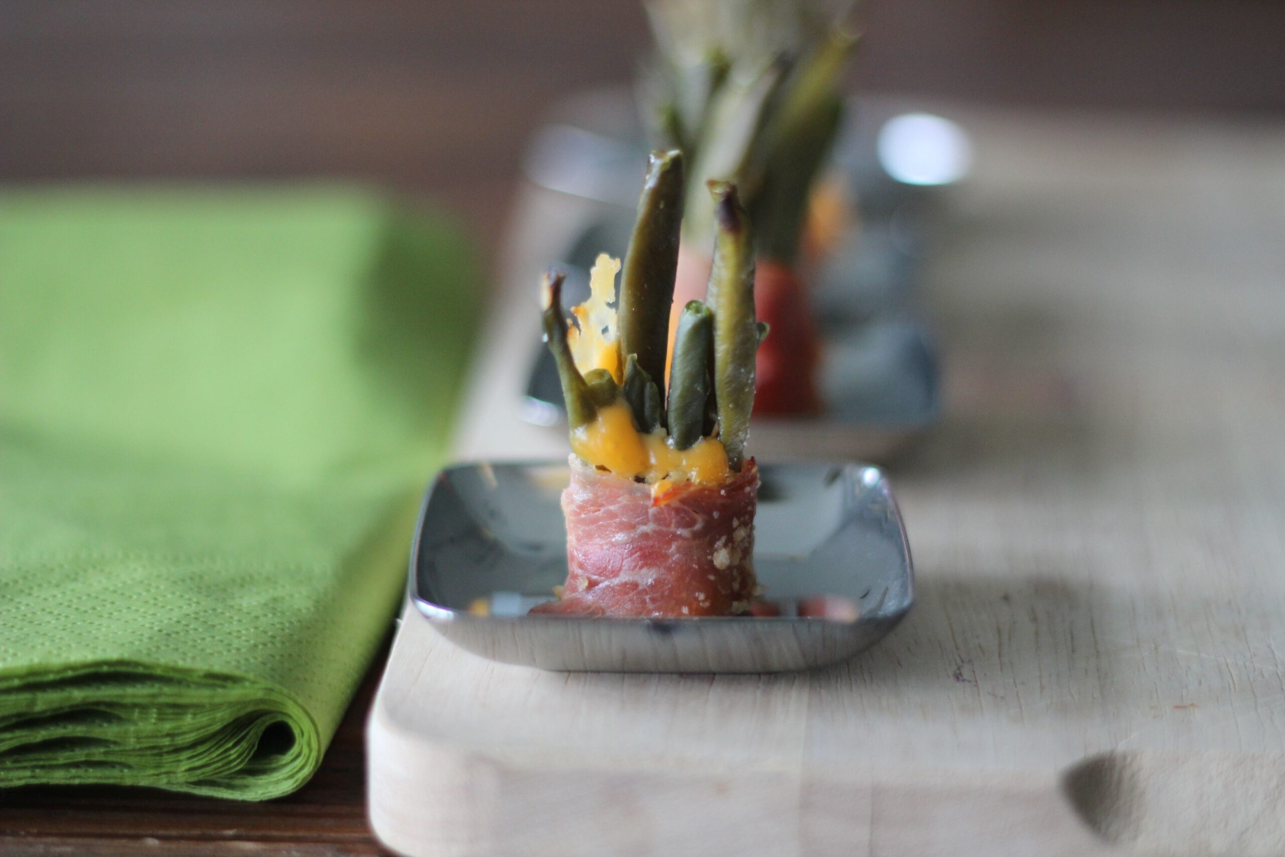 Involtini di fagiolini e prosciutto fingerfood