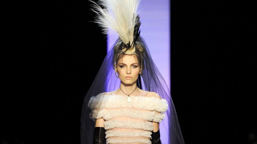 andrej-pejic-jean-paul-gaultier-1