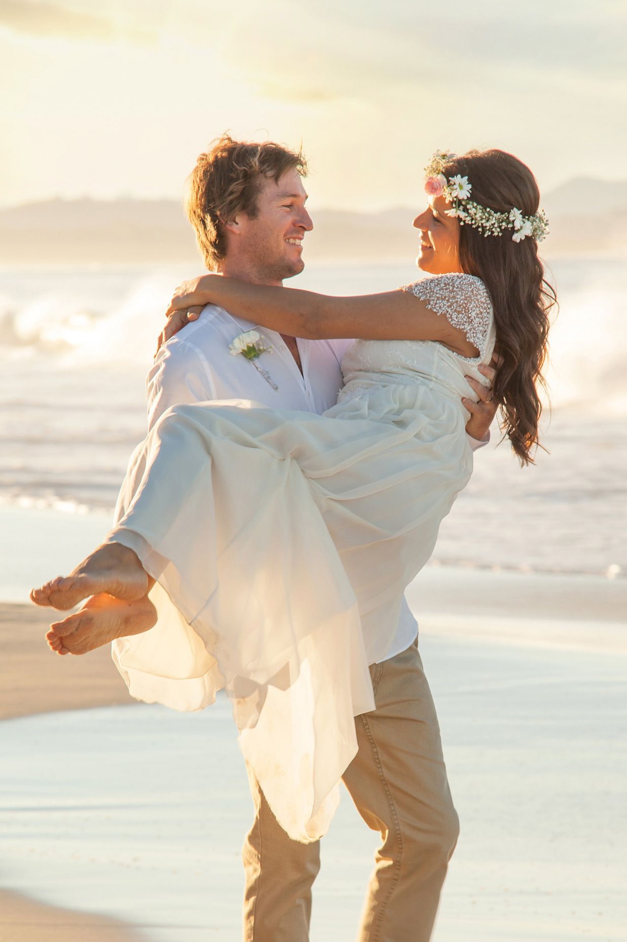 Val_Jake_Boho-Beach-Wedding_400