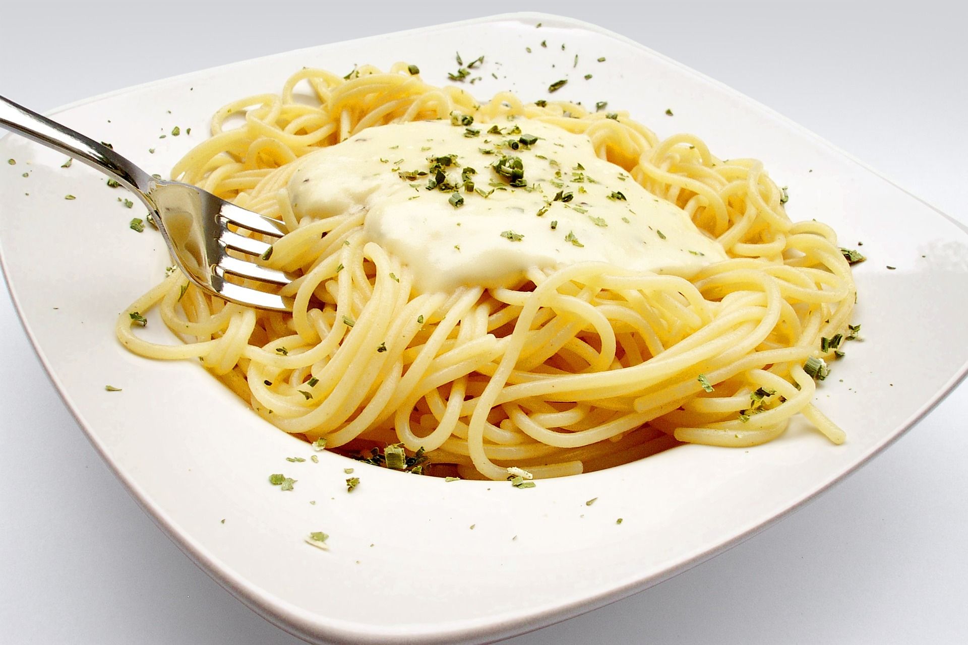 In giro per il mondo, come si mangiano i piatti tipici
