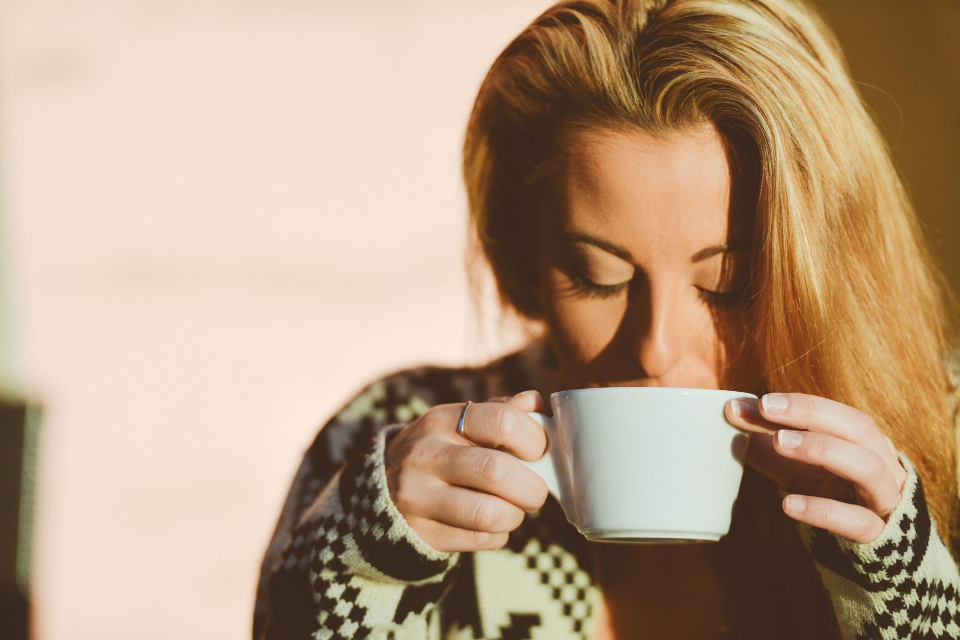 I 7 benefici di una sveglia che suona presto al mattino