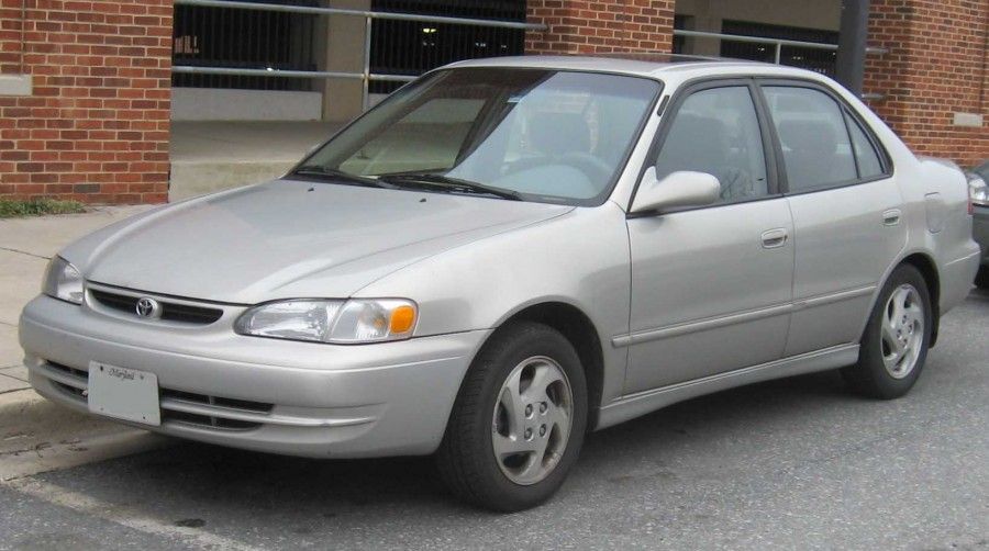 04Toyota Corolla