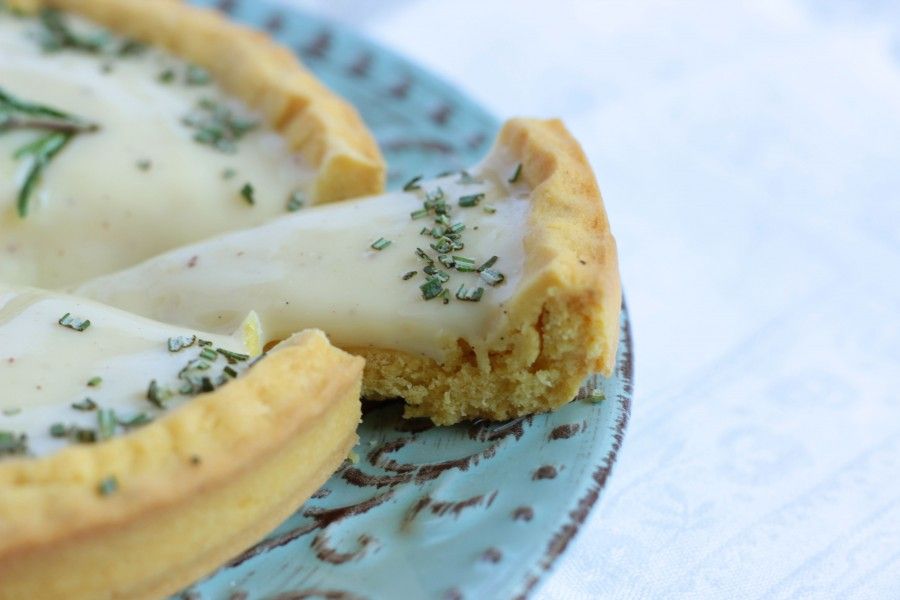 Crostata limone e rosmarino