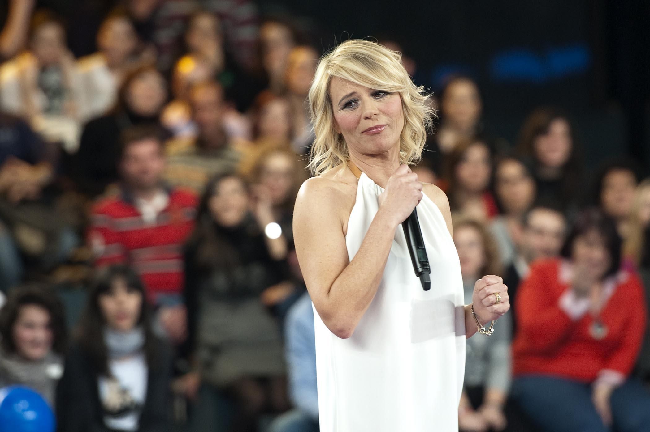 Maria De Filippi e Michelle Hunziker condurranno Striscia la Notizia