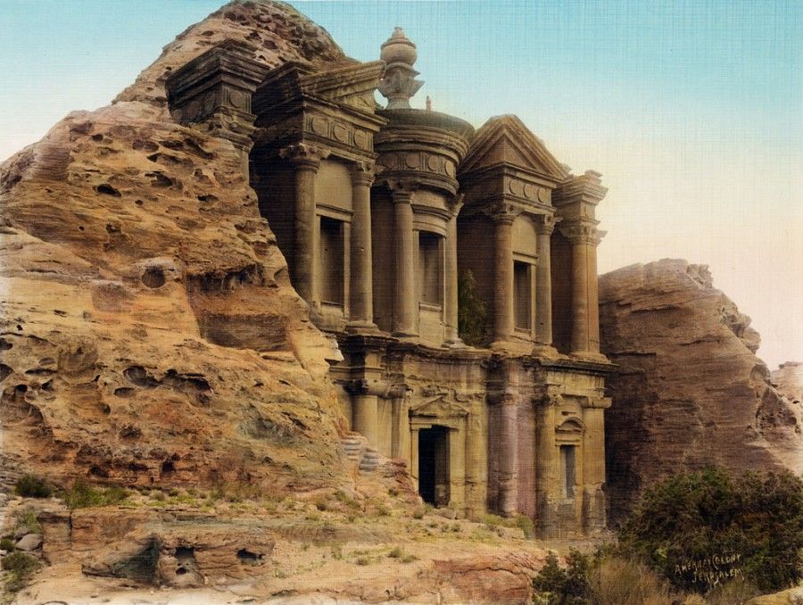 monumenti-rischiano-sparire-02-petra