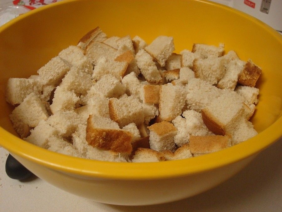 pane-raffermo-cubetti