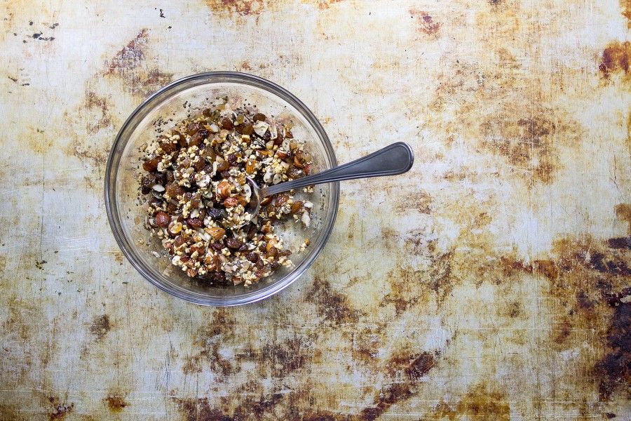 smoothie-ananas-con-granola-homemade-contemporaneo-food