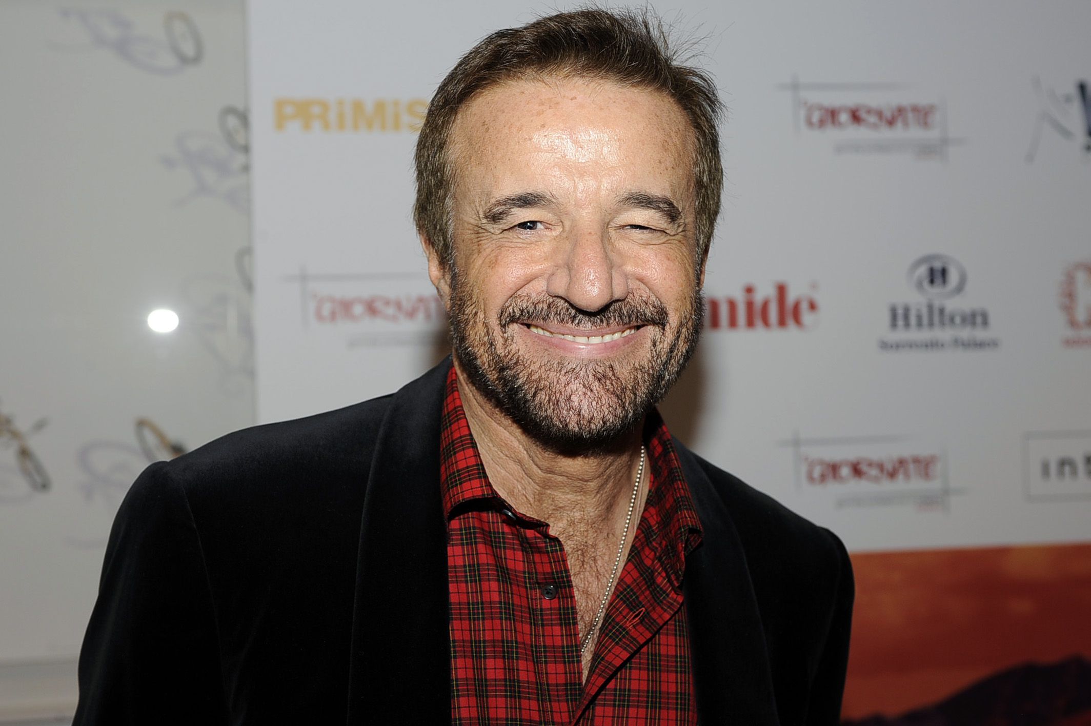 Striscia la Notizia: Christian De Sica sarà il nuovo conduttore