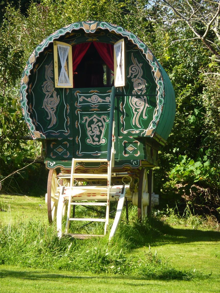 somerset-garden-yurt-and-gypsy-caravan-large