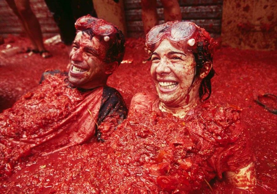 tomatina-festival-spain-bunyol-tomatoe-fight-7