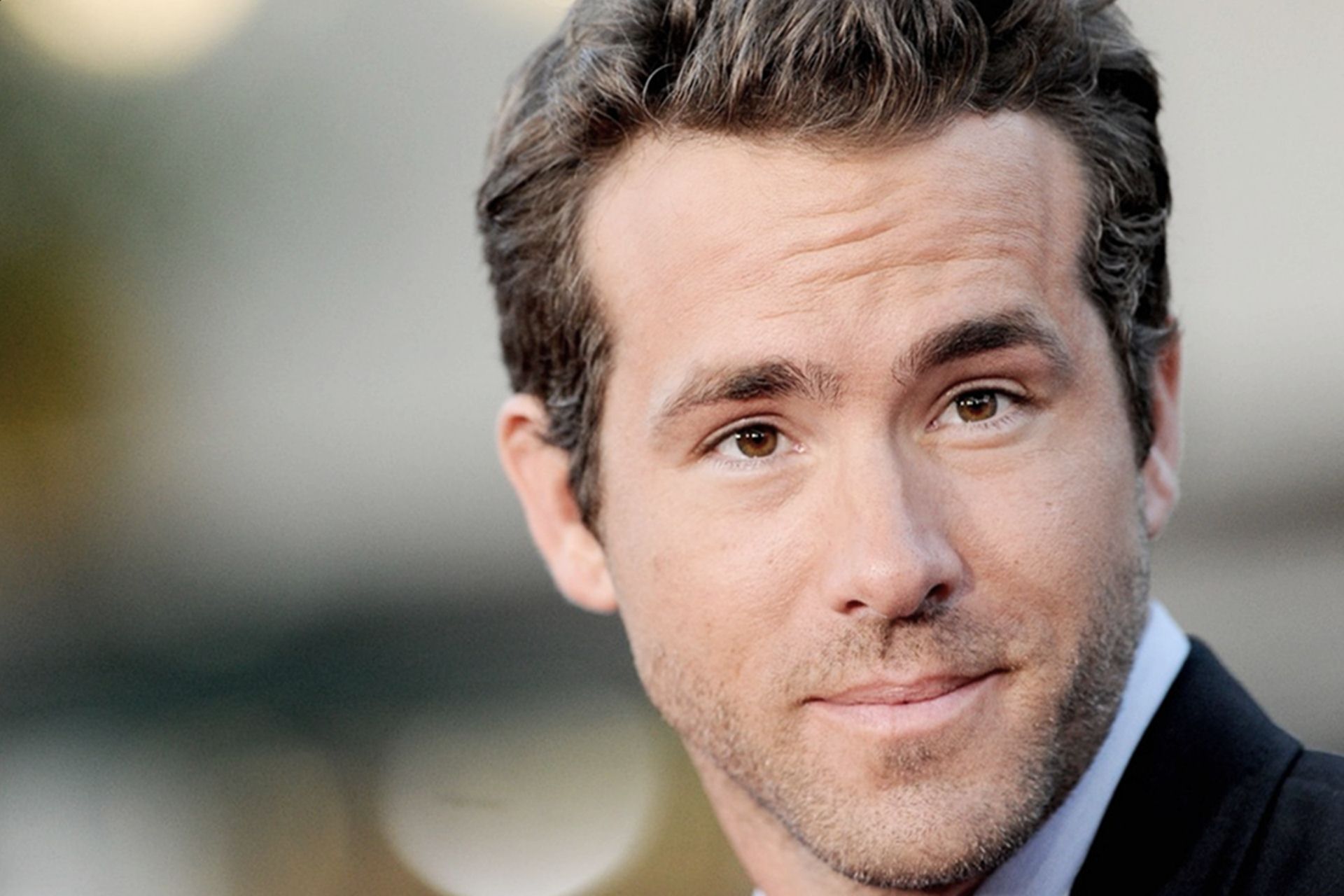 Come montare una culla Ikea con i consigli di Ryan Reynolds