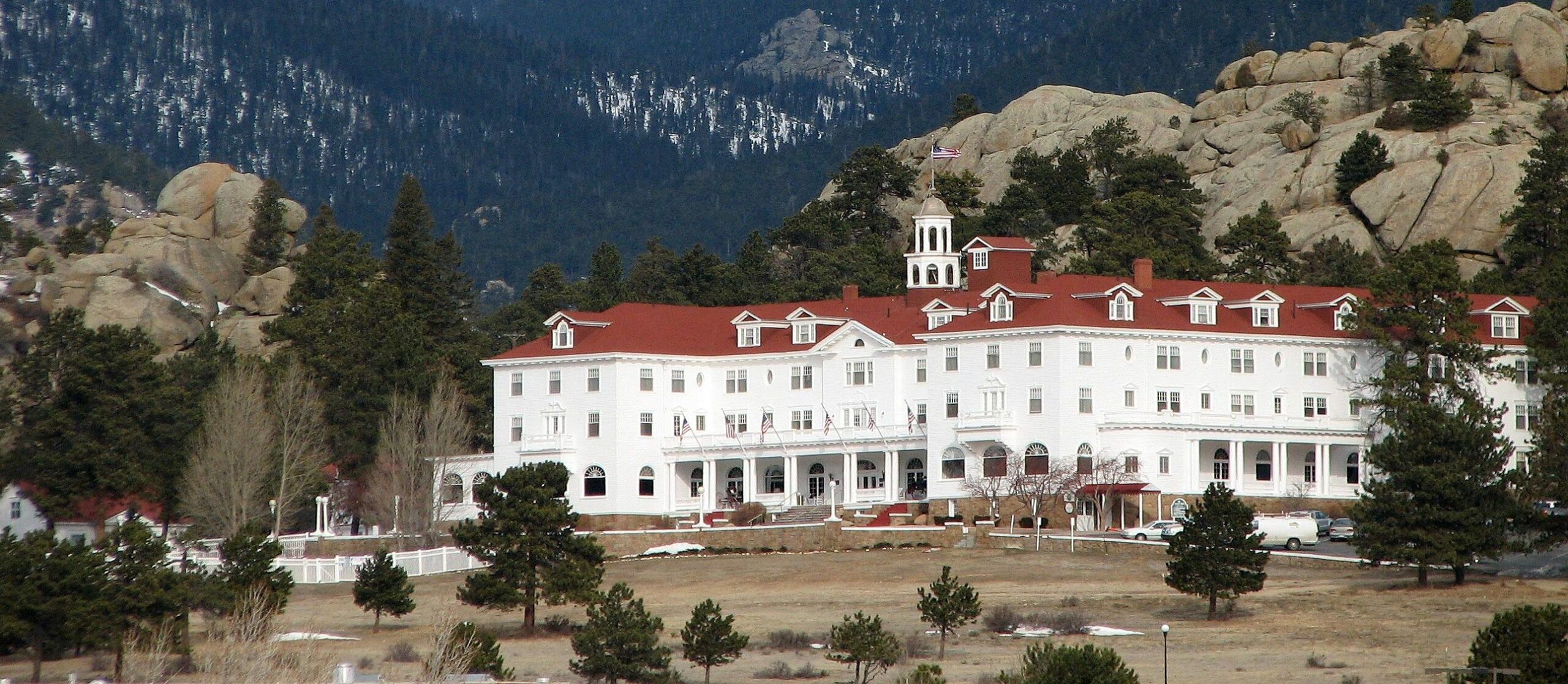Volete dormire nel vero Overlook Hotel di Shining? - Bigodino