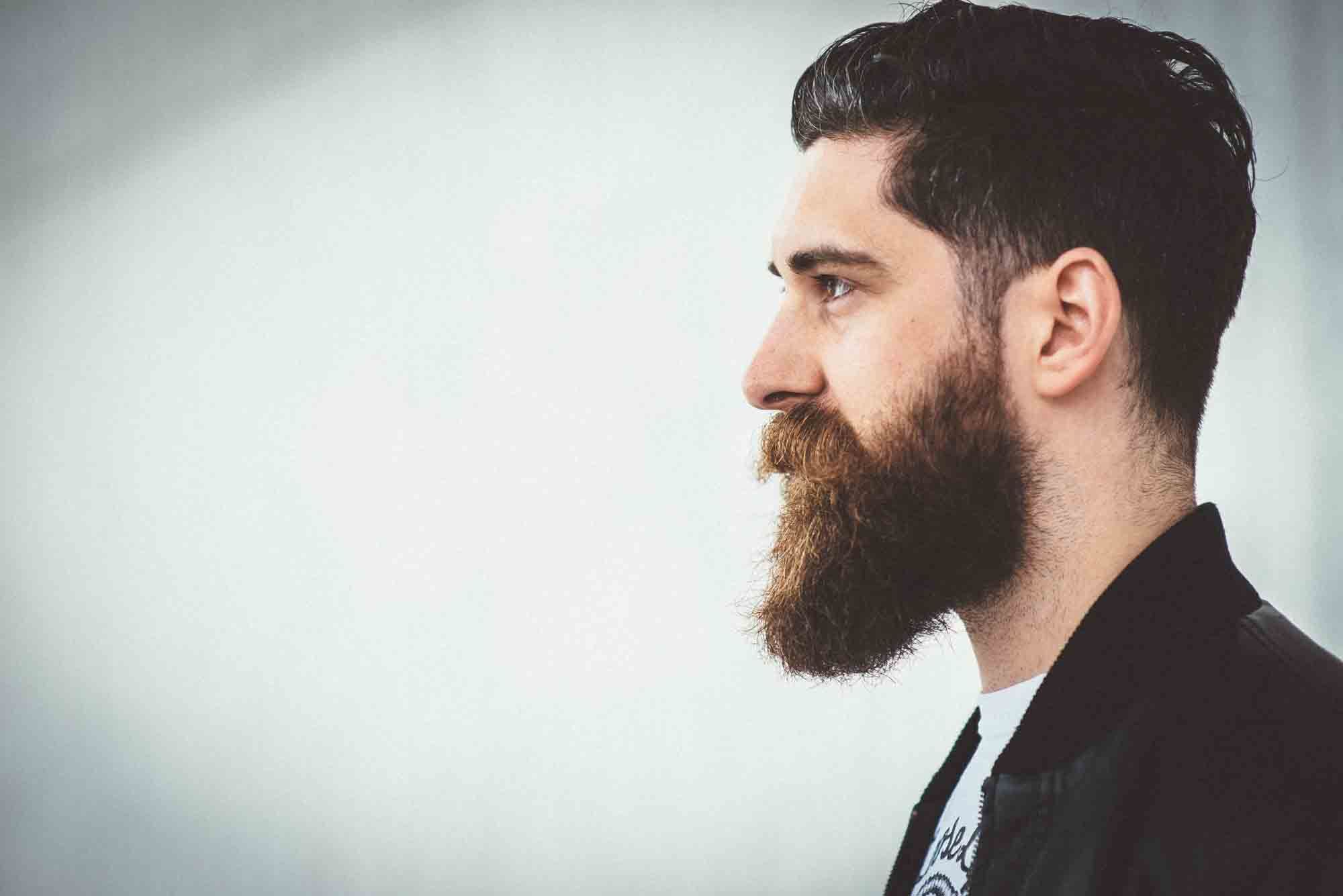Uomini con la barba: i prodotti must have
