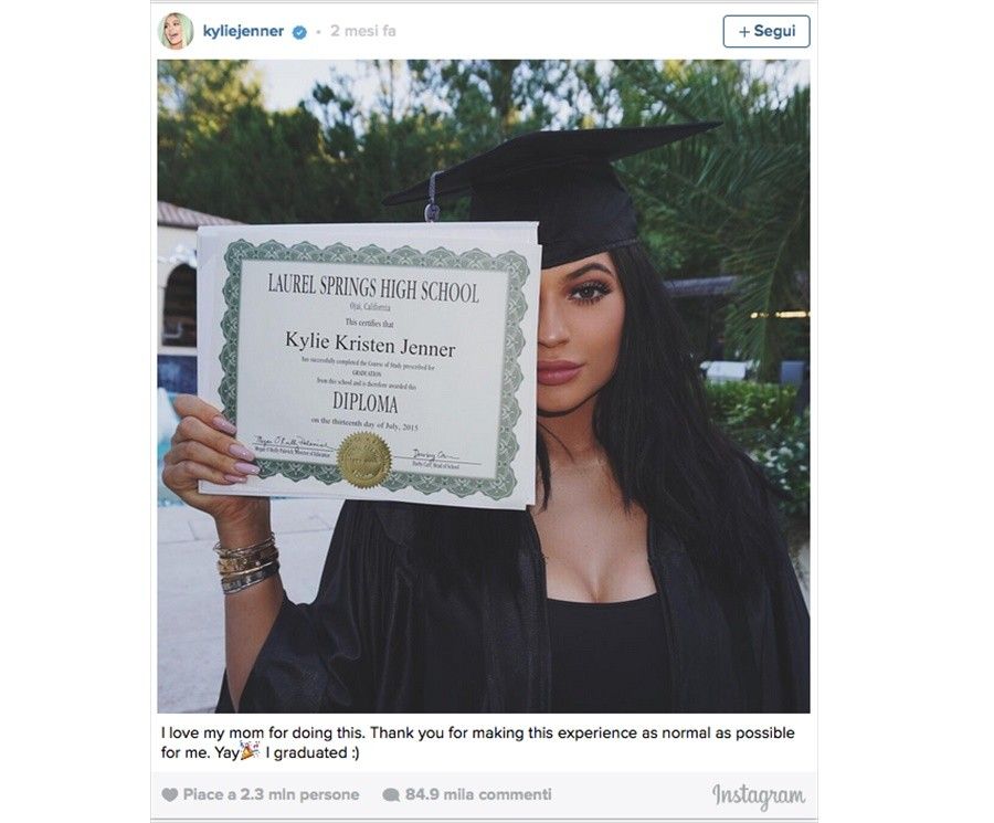 5kylie-jenner-diploma