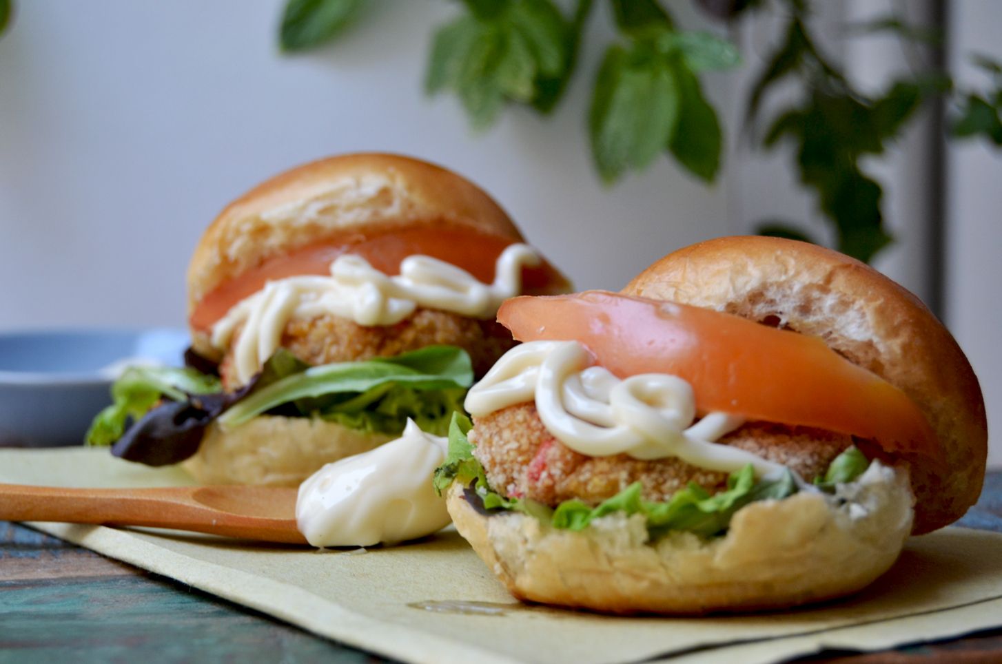 La ricetta dei mini burger vegetariani di quinoa