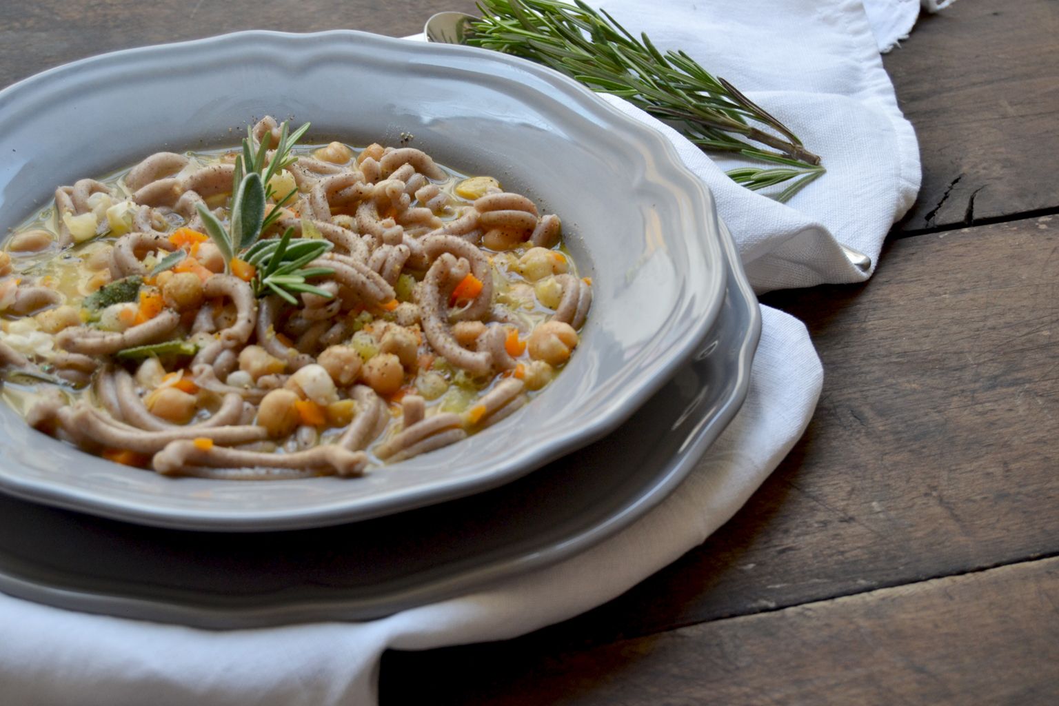 La ricetta della pasta e ceci