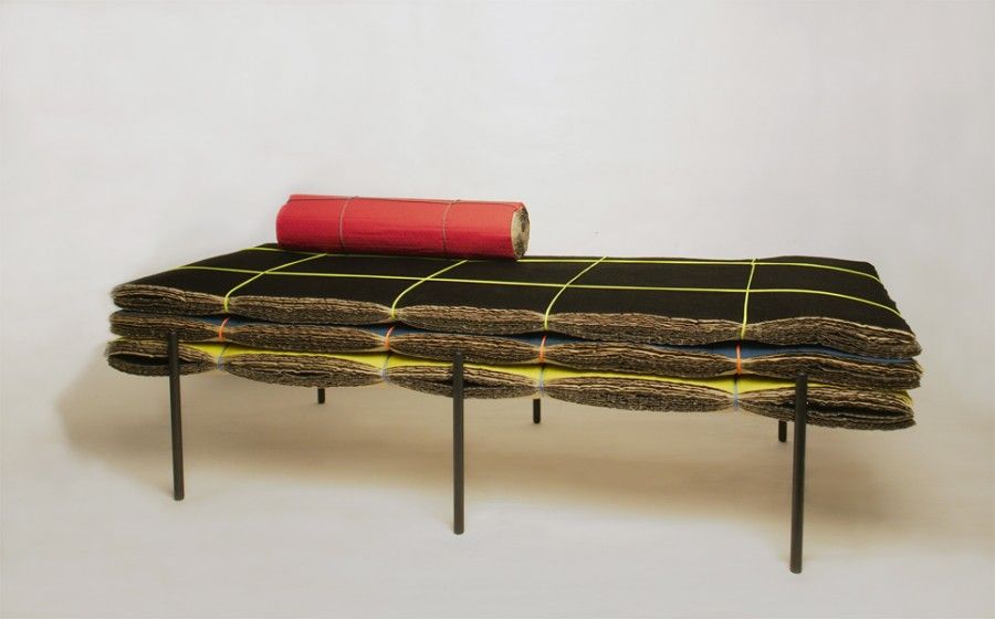 Mr&Mr_Mille feuille_DayBed_angle