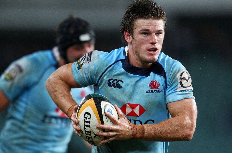 SYDNEY, AUSTRALIA - APRIL 03: Rob Horne of the Waratahs runs the ball during the round eight Super 14 match between the Waratahs and the Cheetahs at Sydney Football Stadium on April 3, 2010 in Sydney, Australia. (Photo by Mark Nolan/Getty Images)