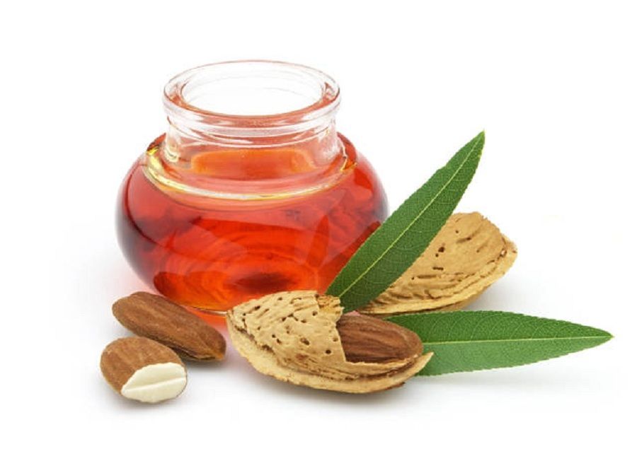 Almonds oil