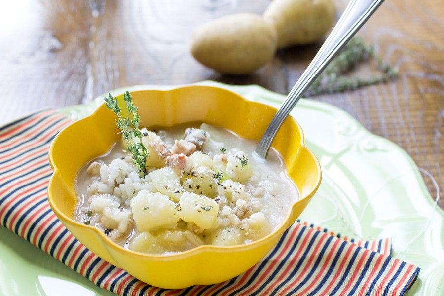 minestra-di-cereali-patate-pancetta-contemporaneo-food