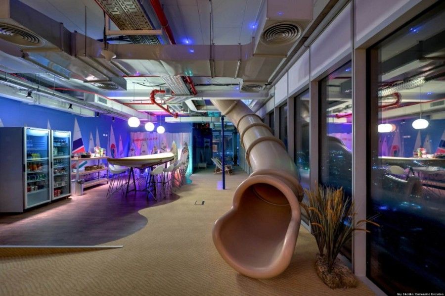 lo scivolo di Google a Tel aviv