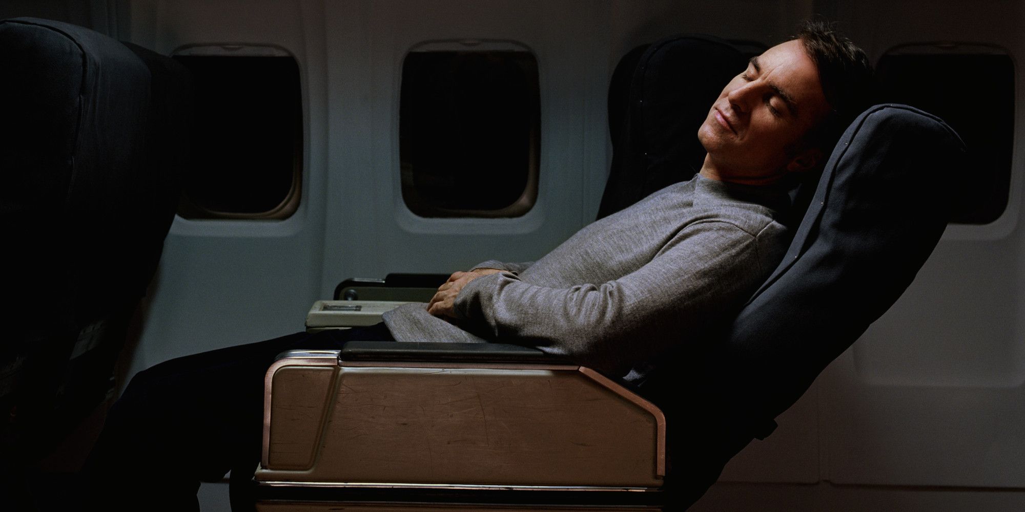 10 modi per dormire in aereo