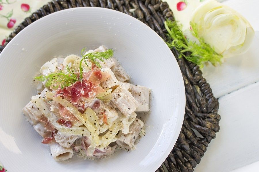 pasta-finocchi-speck-ricotta-contemporaneo-food