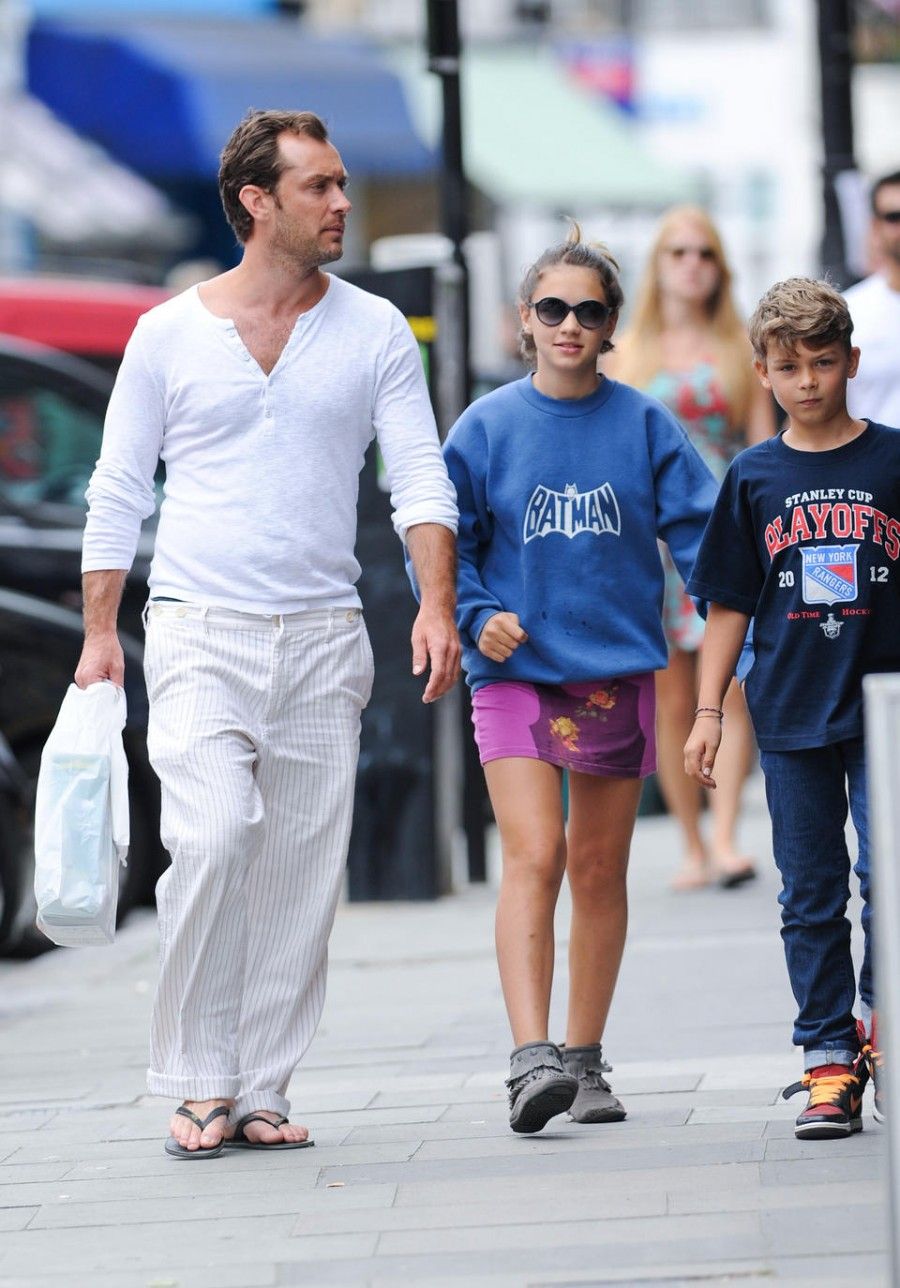 August 13, 2012: Jude Law is photographed with his children today in Primrose HIll, London, UK. They were seen shopping for snacks and toys. Pictured here: Rudy Law, Iris law, Jude Law. Mandatory Credit: INFphoto.com Ref.: infuklo-135