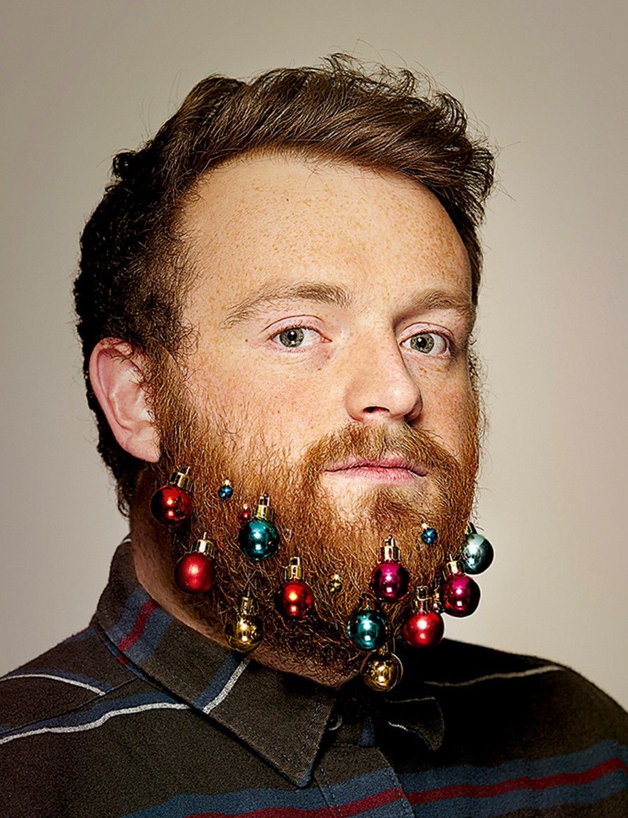 Glitter beard La nuova moda hipster