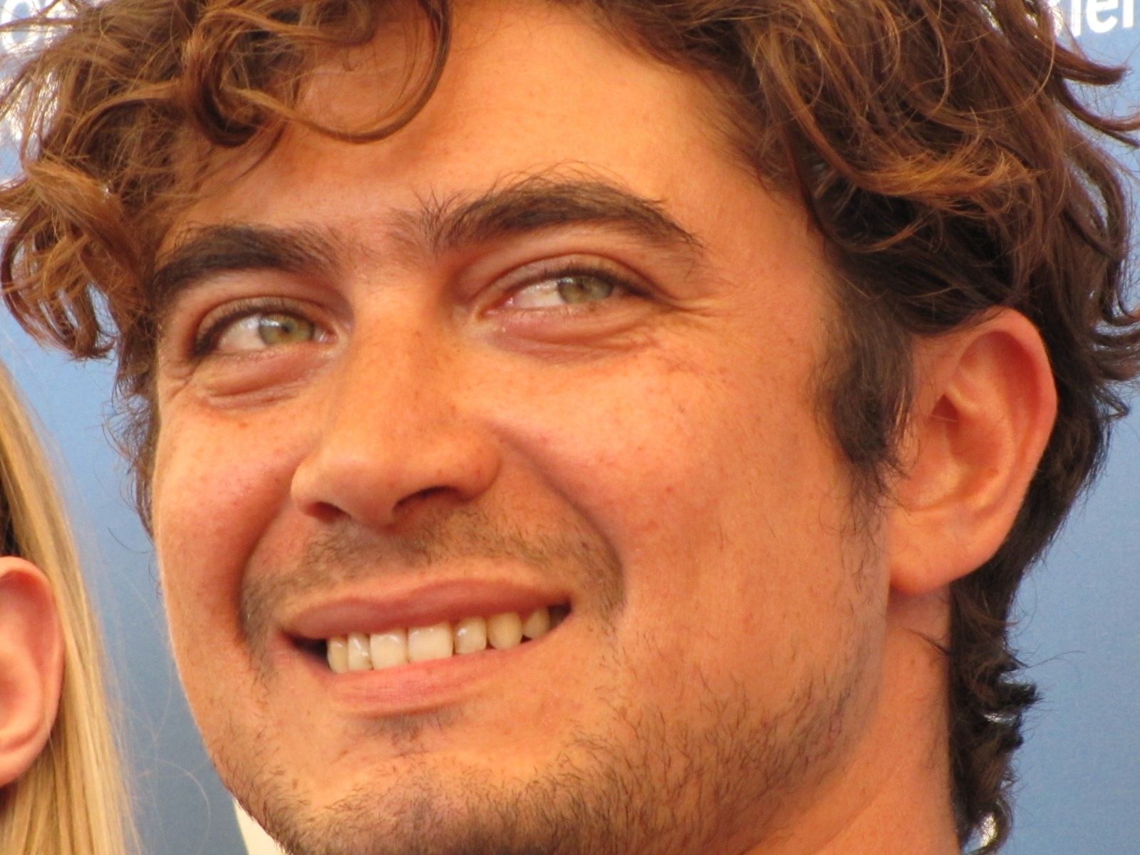 riccardo-scamarcio2