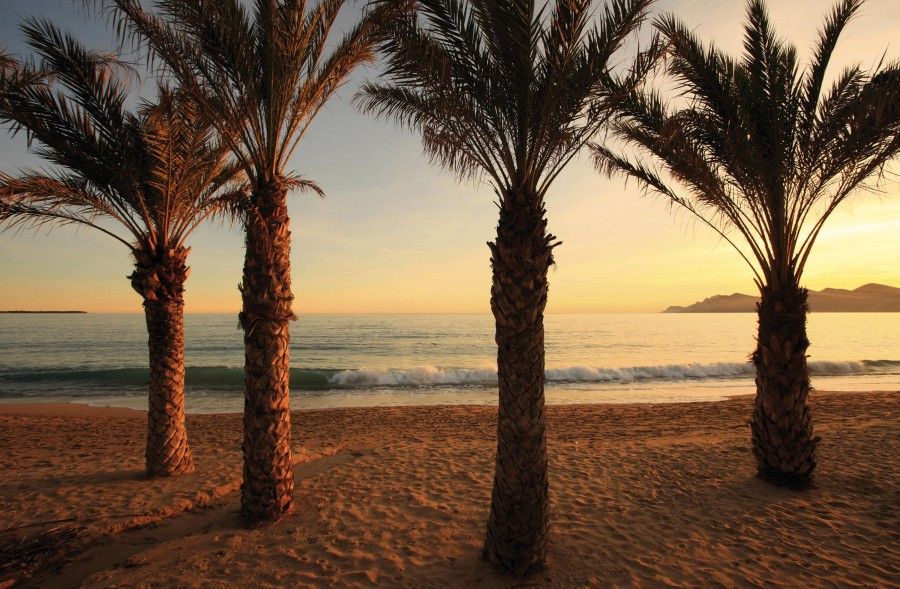 La spiaggia a Cannes La Bocca