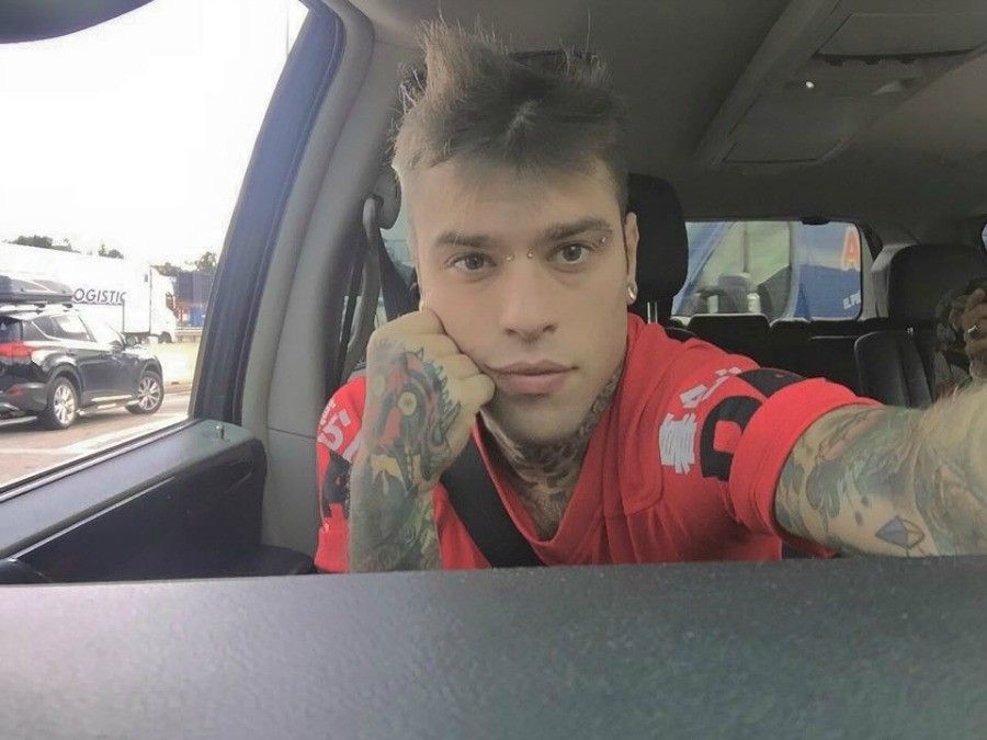 fedez-macchina