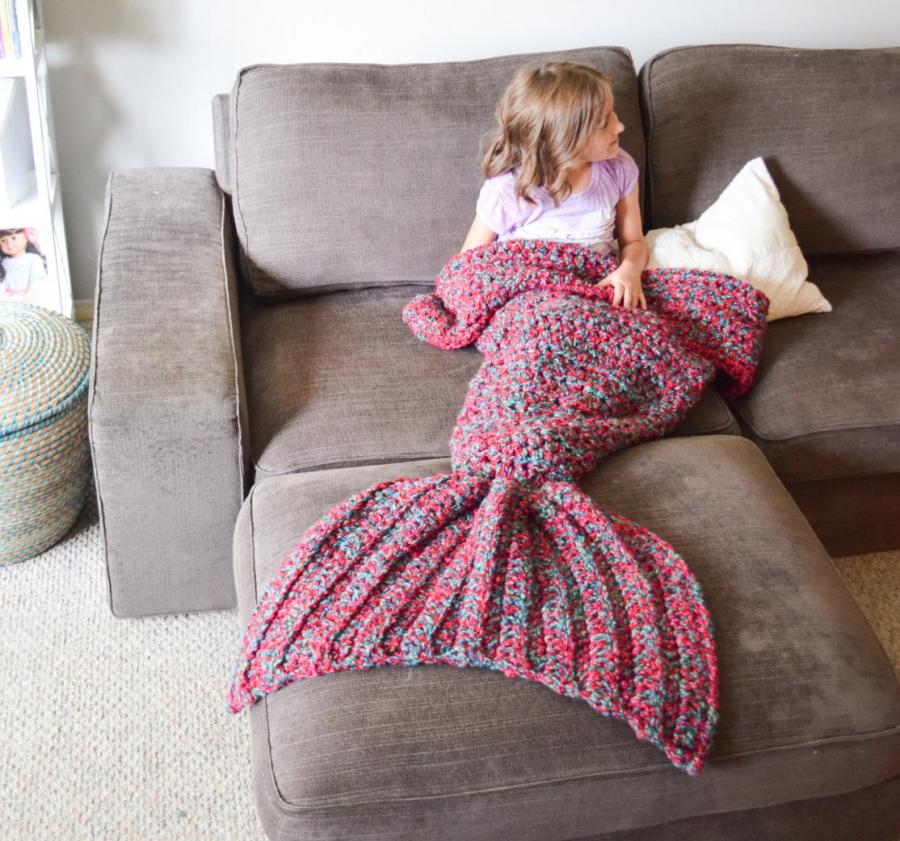 mermaid-tail-blanket-0