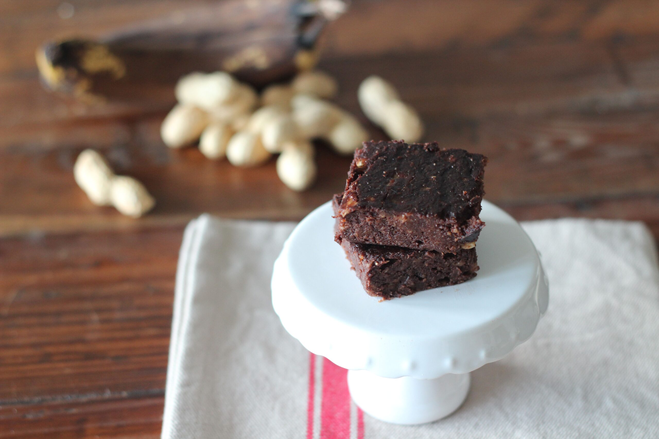 Brownies senza farina e senza uova: la ricetta con solo 3 ingredienti