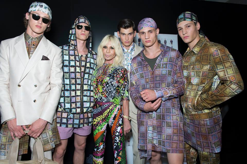 Donatella Versace e i suoi boys