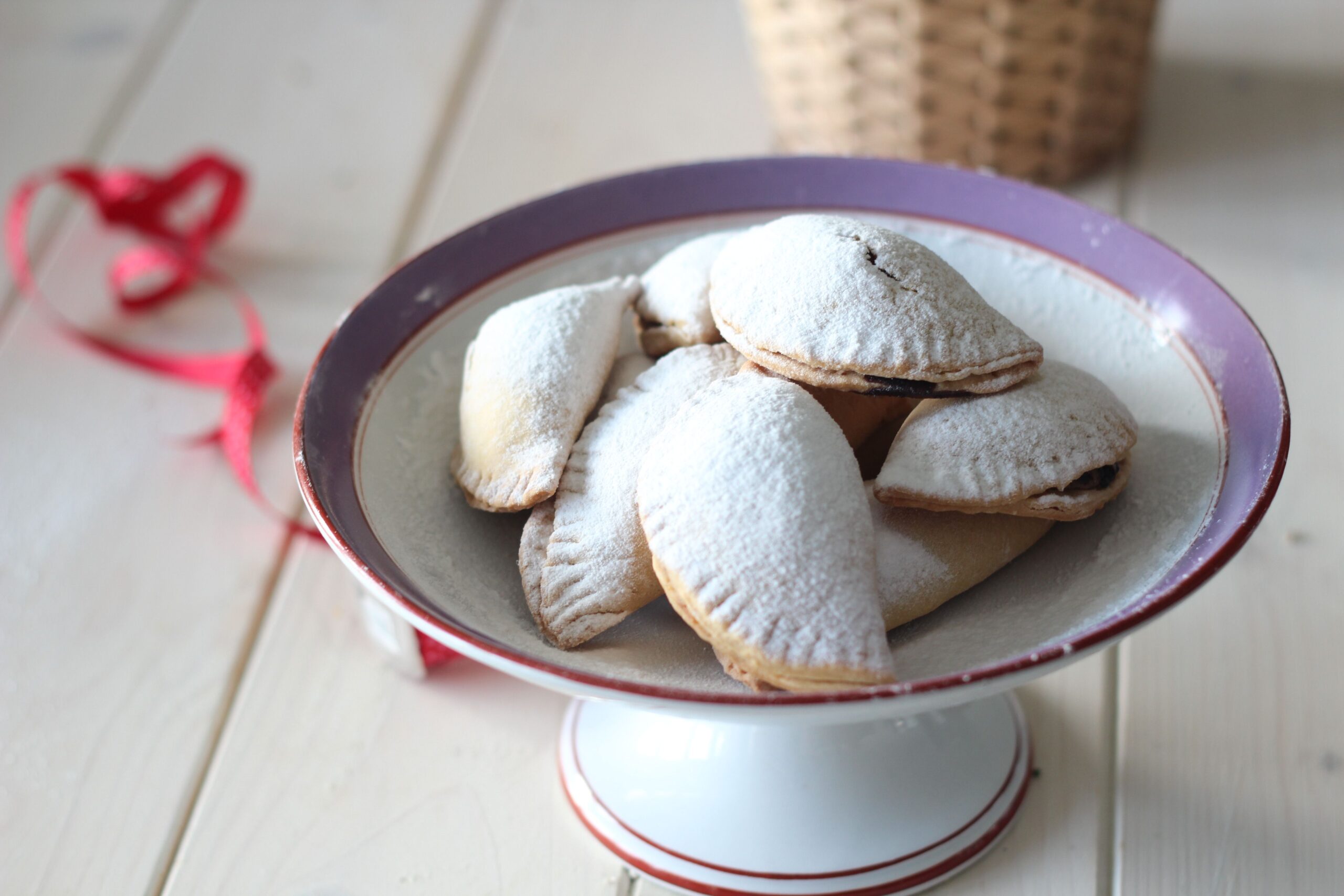 Dolci di carnevale: i ravioli al cioccolato e ricotta