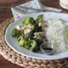 Pollo al sesamo con broccoli e riso