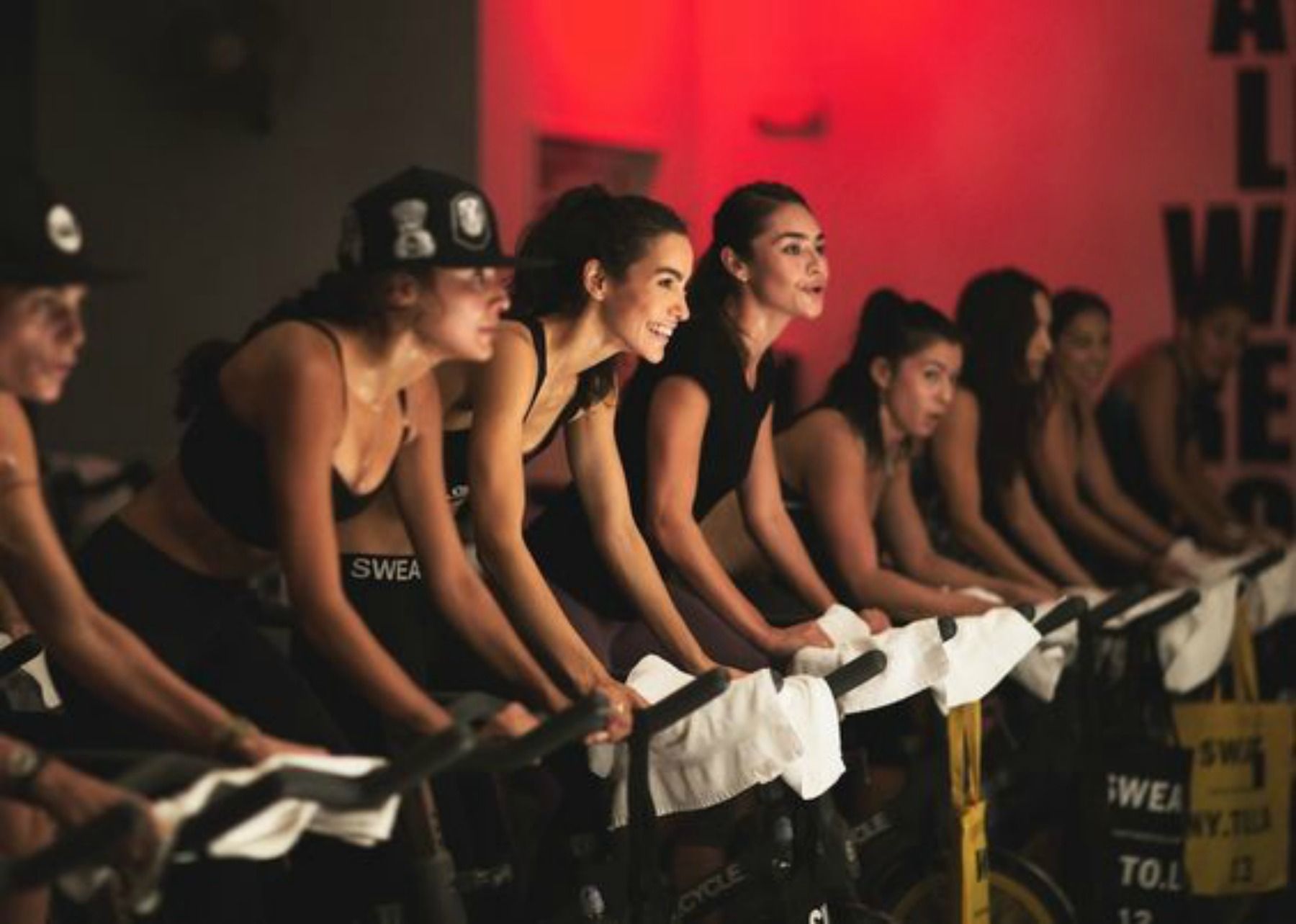 Soulcycle, lo spinning motivazionale a lume di candela