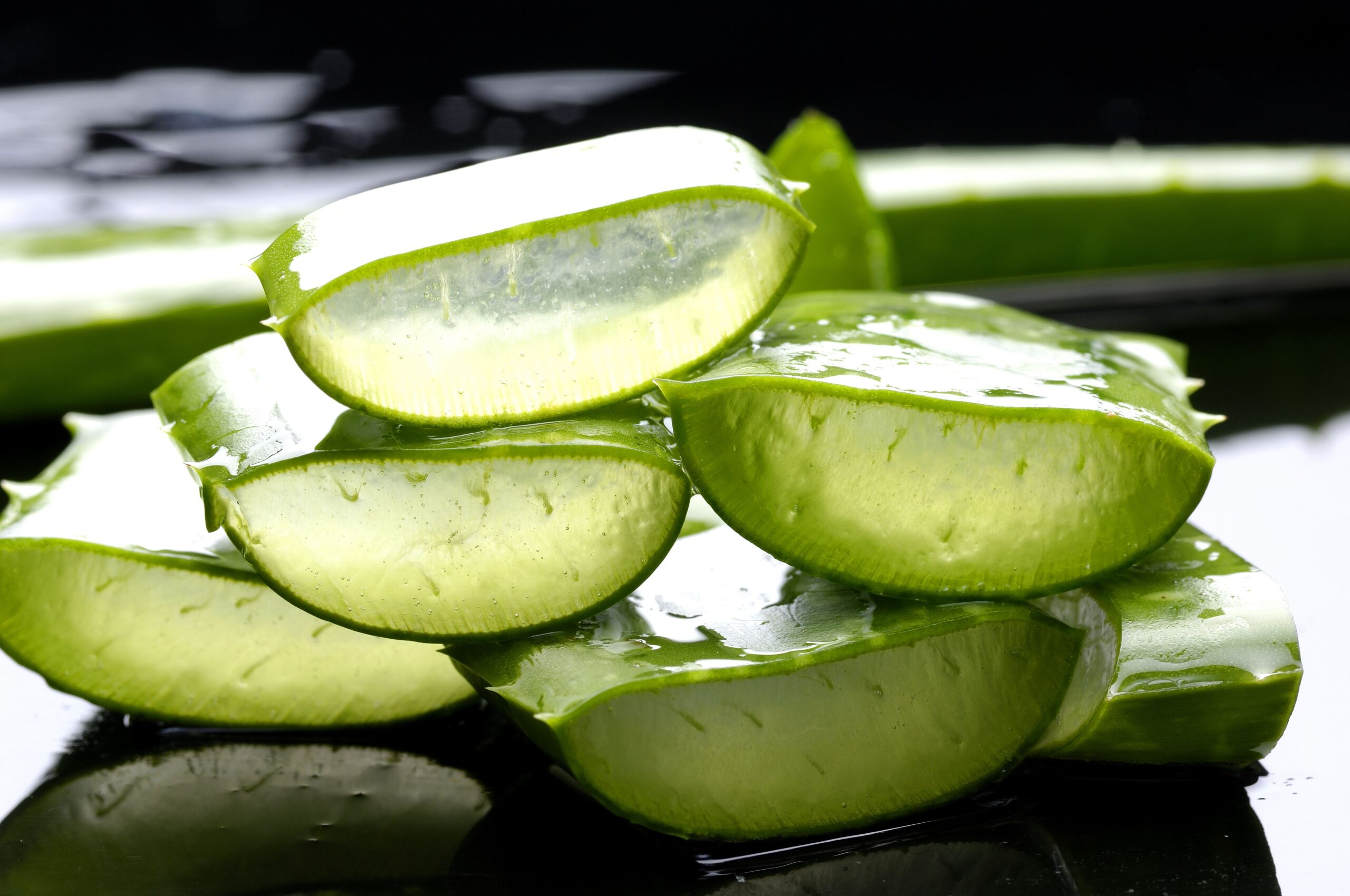 Come preparare il gel di Aloe Vera in casa e i modi per utilizzarlo