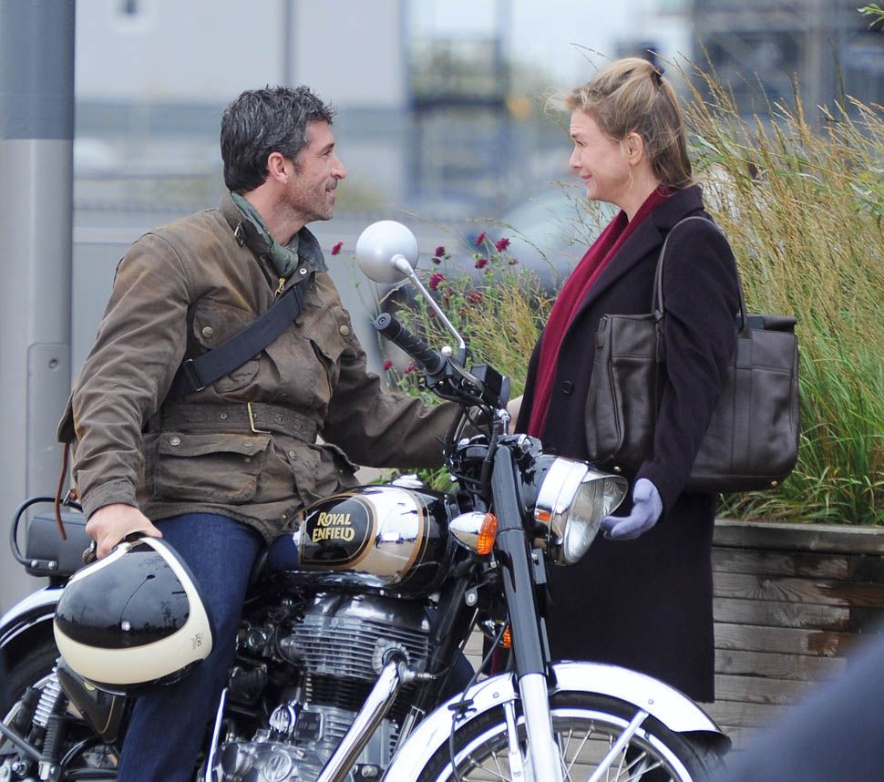 Renee Zellweger, Patrick Dempsey and Colin Firth shooting scenes with a motorbike for the new Bridget Jones movie at London Stratford Oylimpic Park, Renee almost falls over in between takes. Patrick and Renee share a kiss while shooting Pictured: Renee Zellweger, Patrick Dempsey and Colin Firth Ref: SPL1170979 061115 Picture by: KP Pictures / Splash News Splash News and Pictures Los Angeles:310-821-2666 New York:212-619-2666 London:870-934-2666 photodesk@splashnews.com 