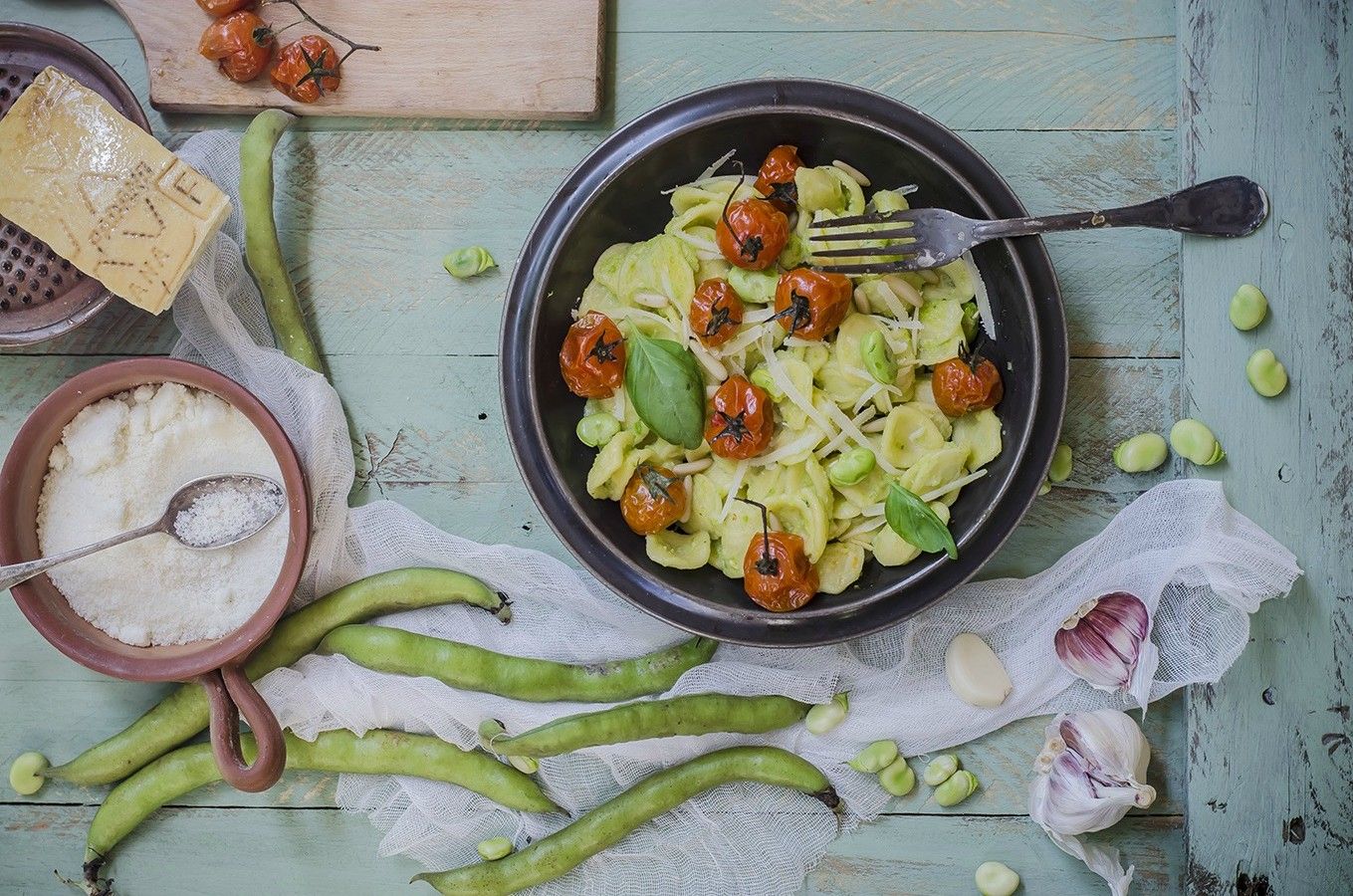 orecchiette con pesto di fave