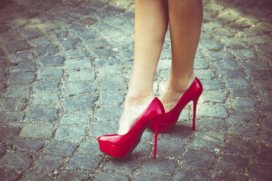 tacchi alti scarpe rosse