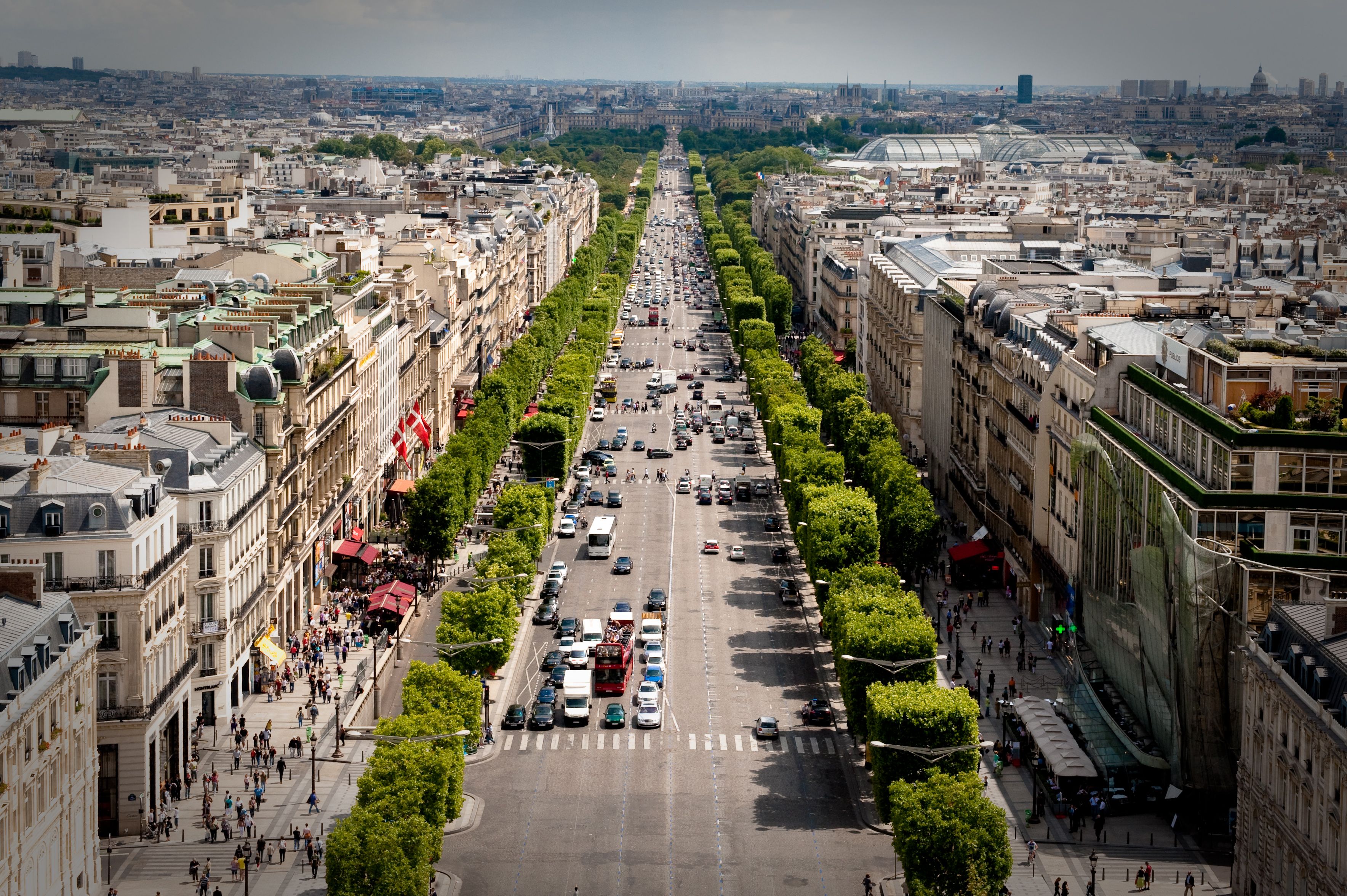 Avenue_des_Champs-Élysée